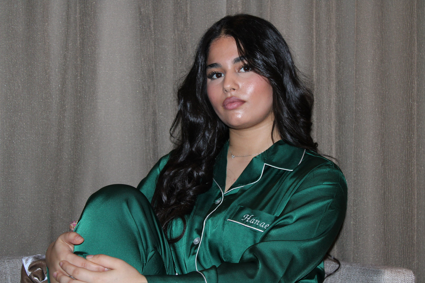 Gepersonaliseerde Satijnen Pyjama - Smaragdlux - HADIYAA