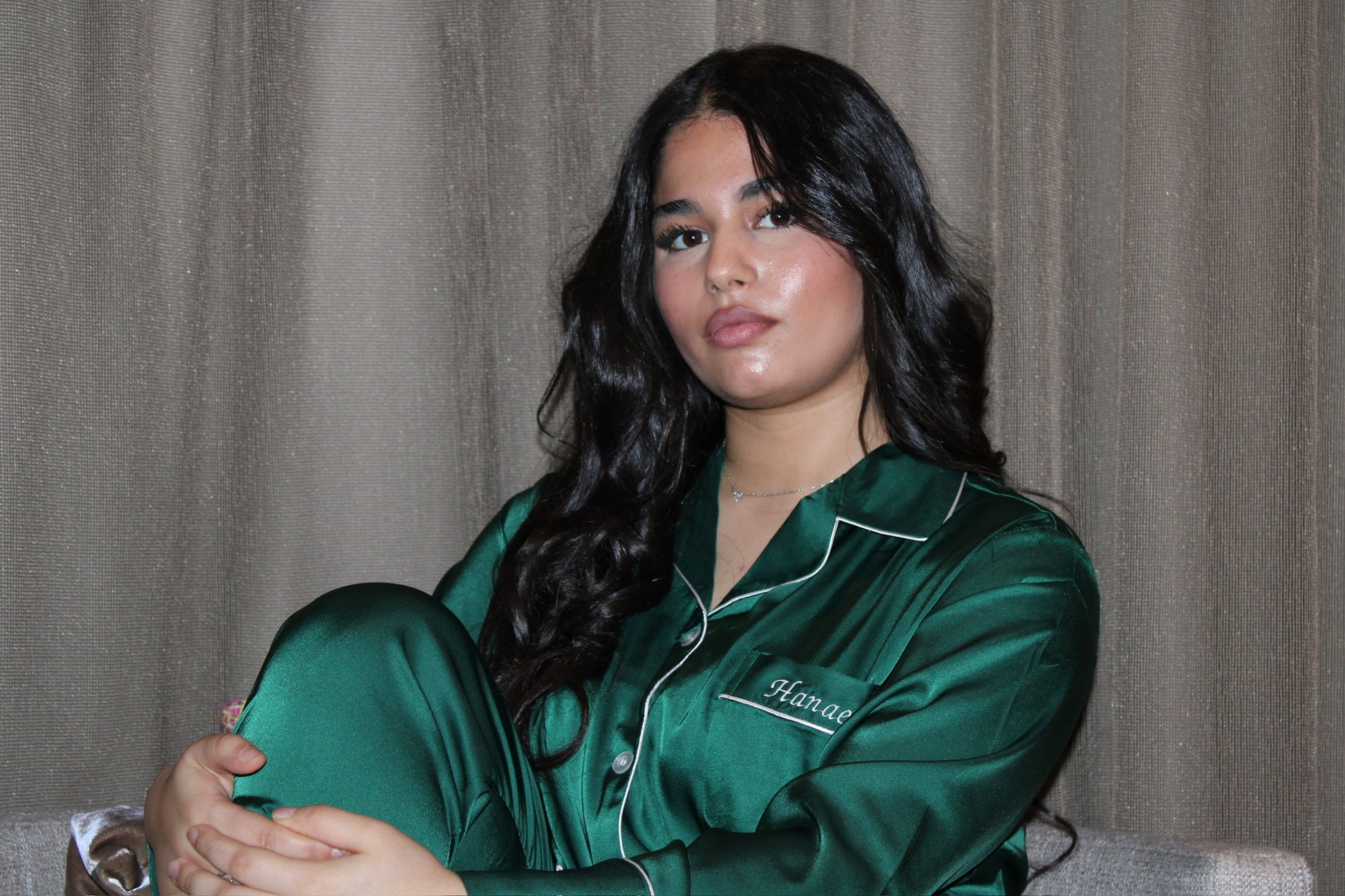 Gepersonaliseerde Satijnen Pyjama - Smaragdlux - HADIYAA