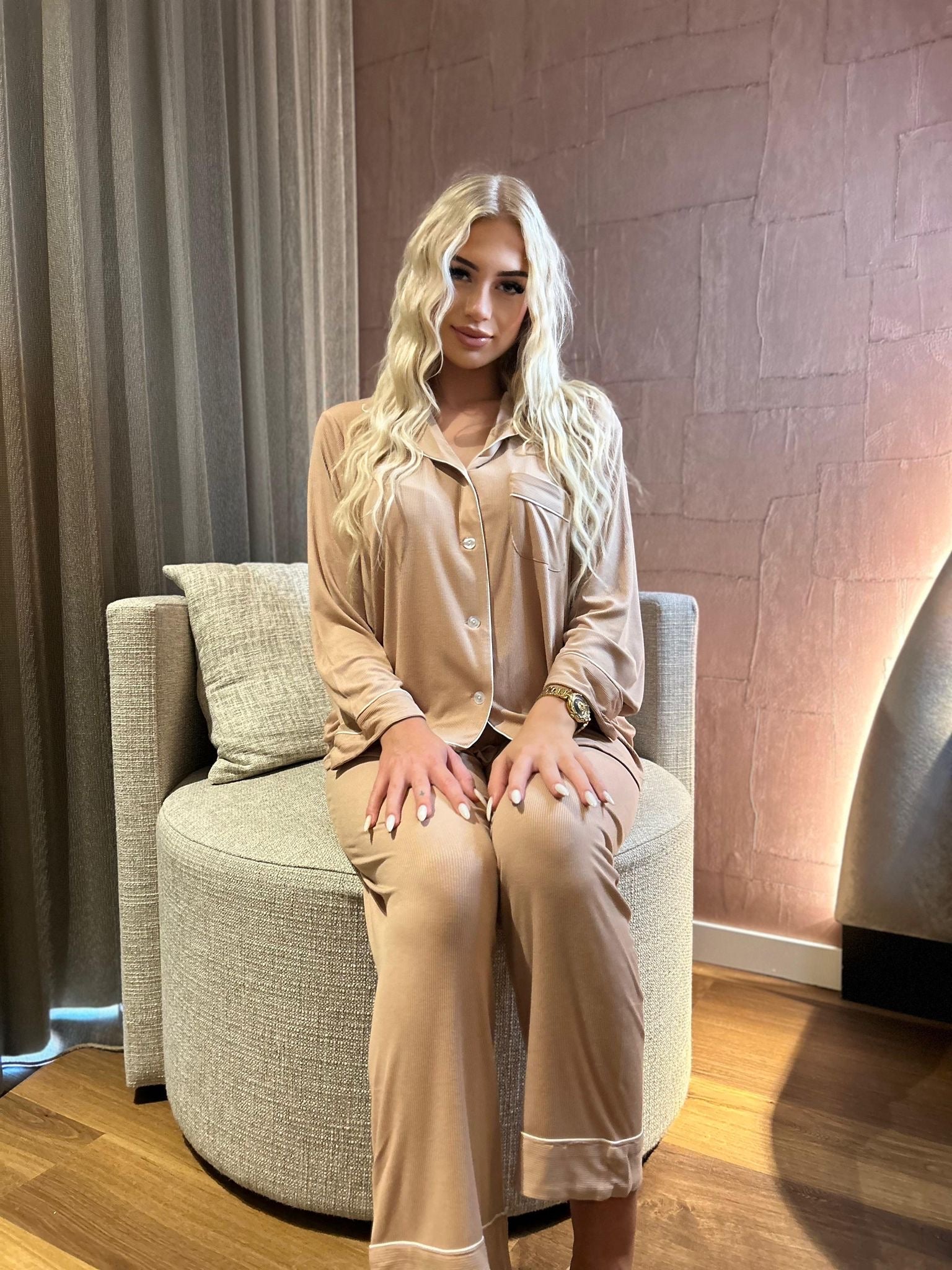 Gepersonaliseerde Luxe Zachte Modal Pyjama - Beige - HADIYAA