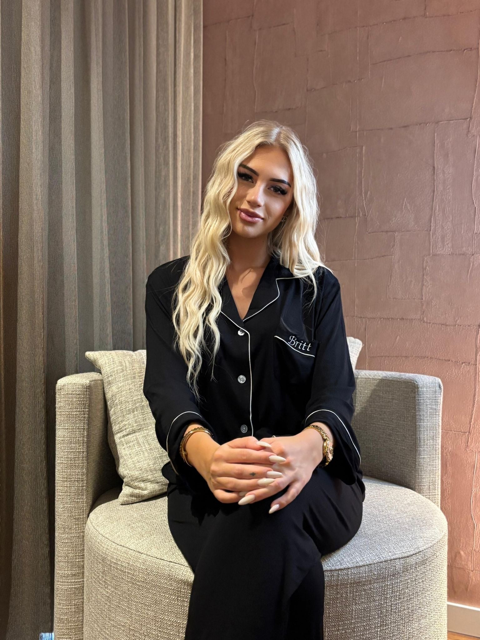 Gepersonaliseerde Luxe Zachte Modal Pyjama - Zwart - HADIYAA