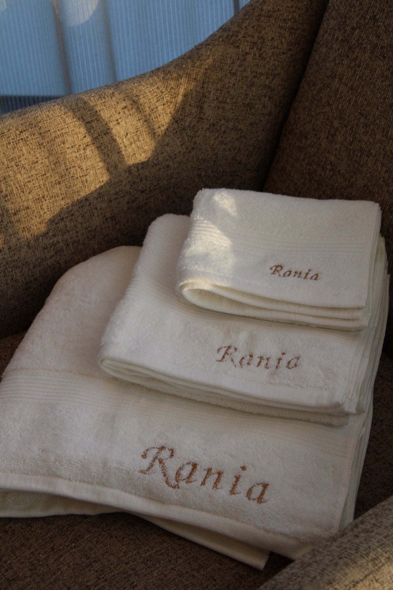 Geborduurde Handdoek - Wit - HADIYAA