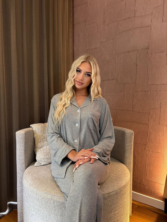 Gepersonaliseerde Luxe Zachte Modal Pyjama - Grijs - HADIYAA