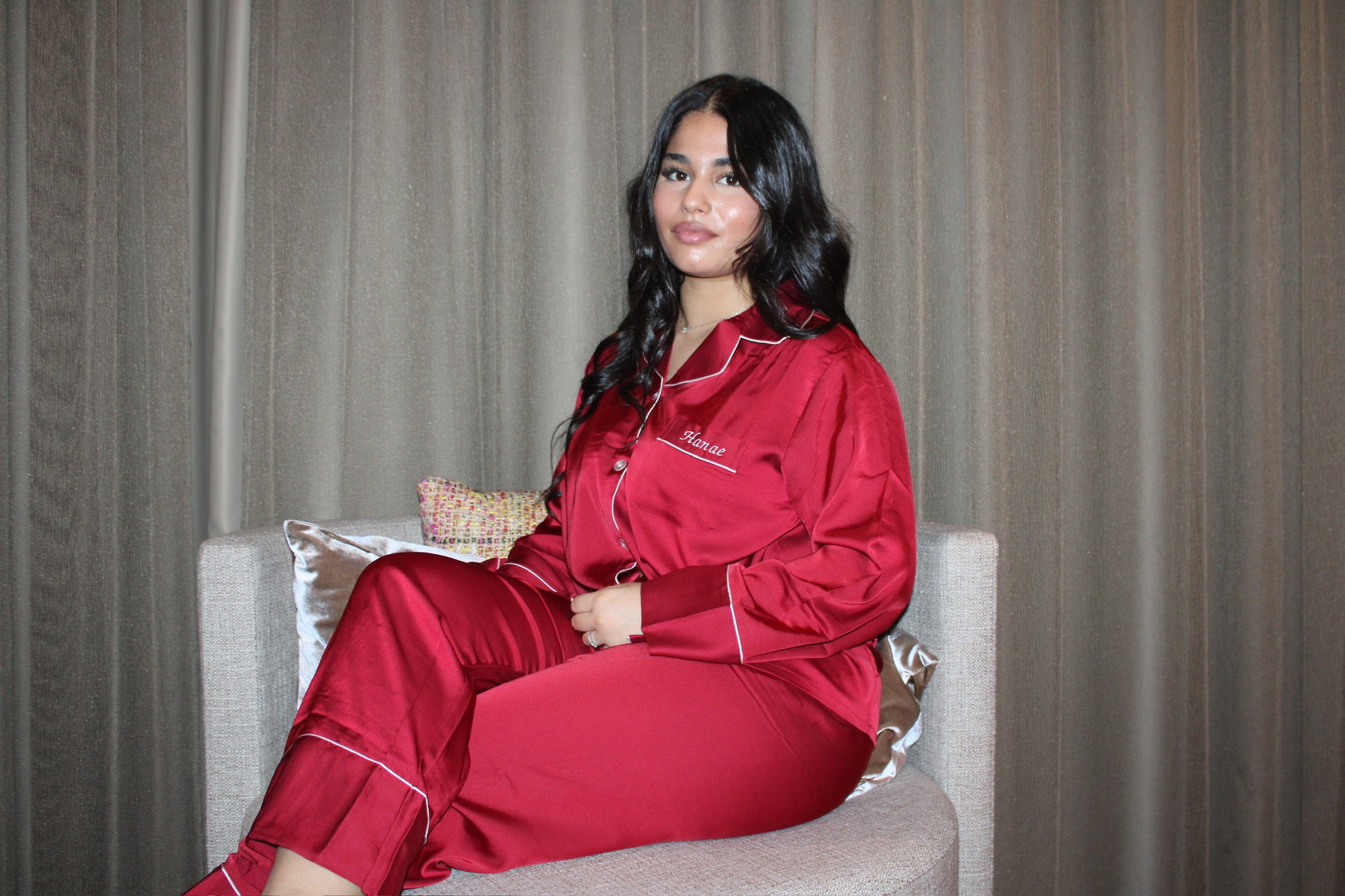 Gepersonaliseerde Satijnen Pyjama - Cherry - HADIYAA