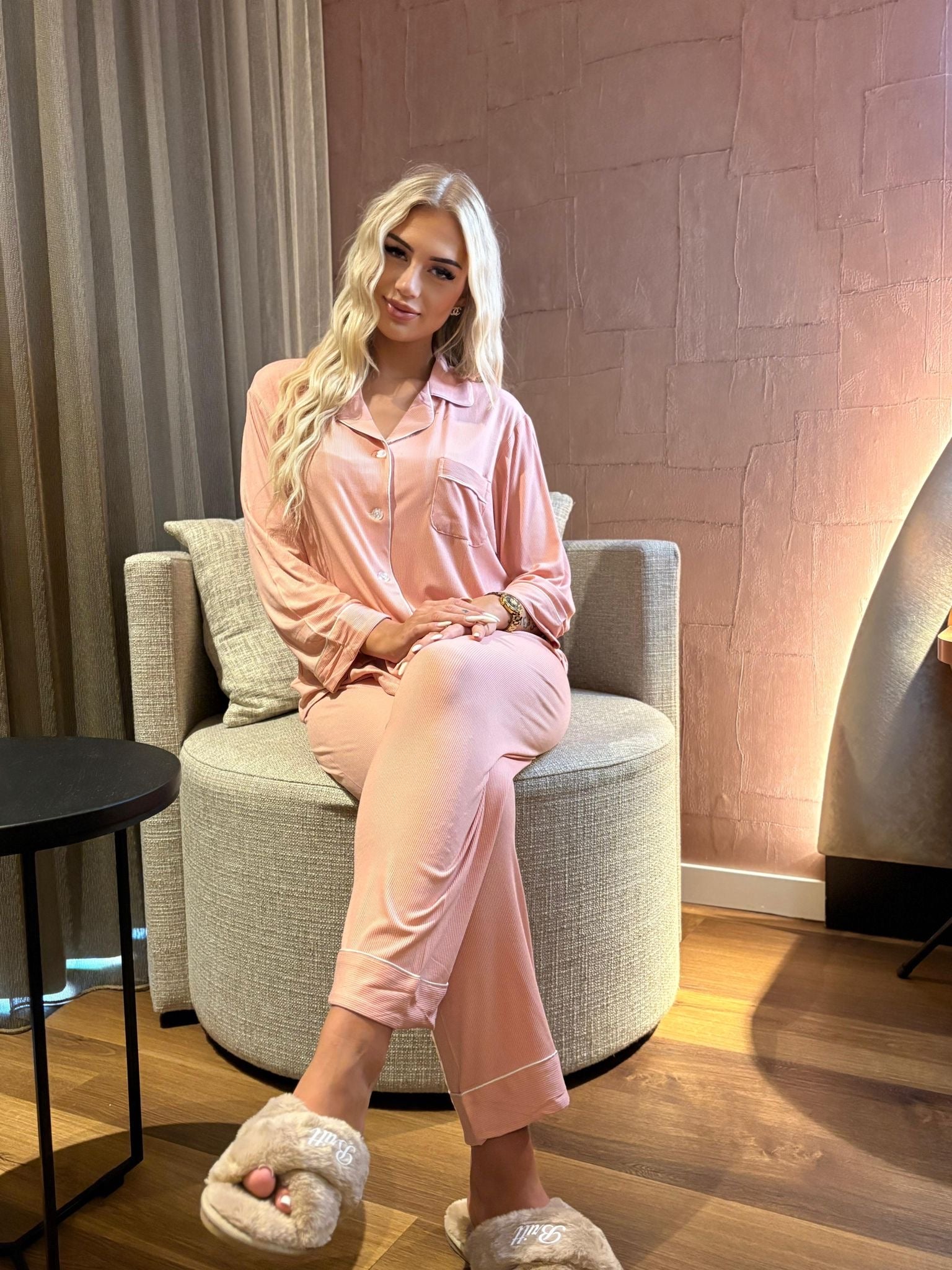 Gepersonaliseerde Luxe Zachte Modal Pyjama - Roos - HADIYAA