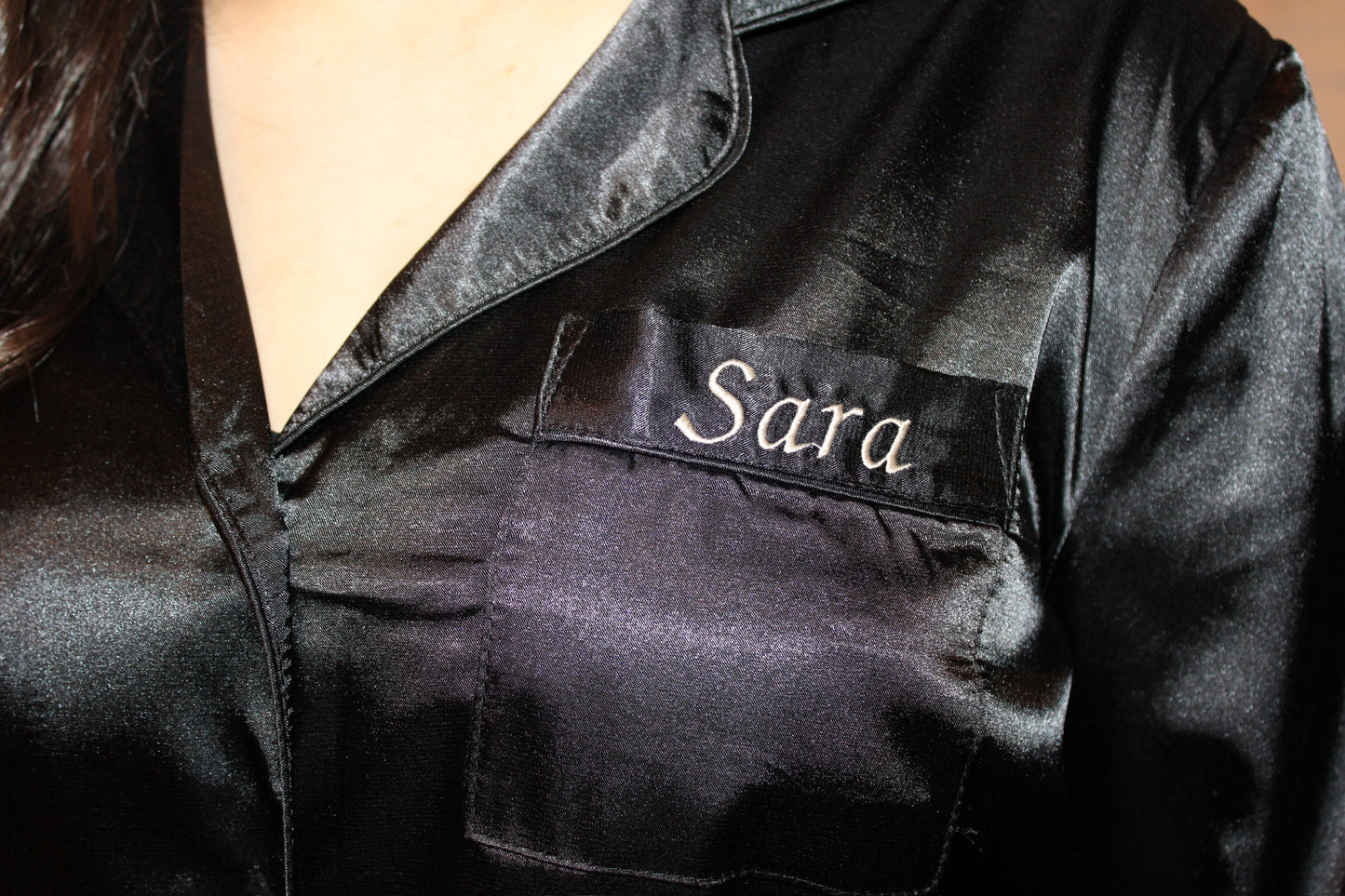 Satijnen Pyjama Met Veren - Zwart - HADIYAA