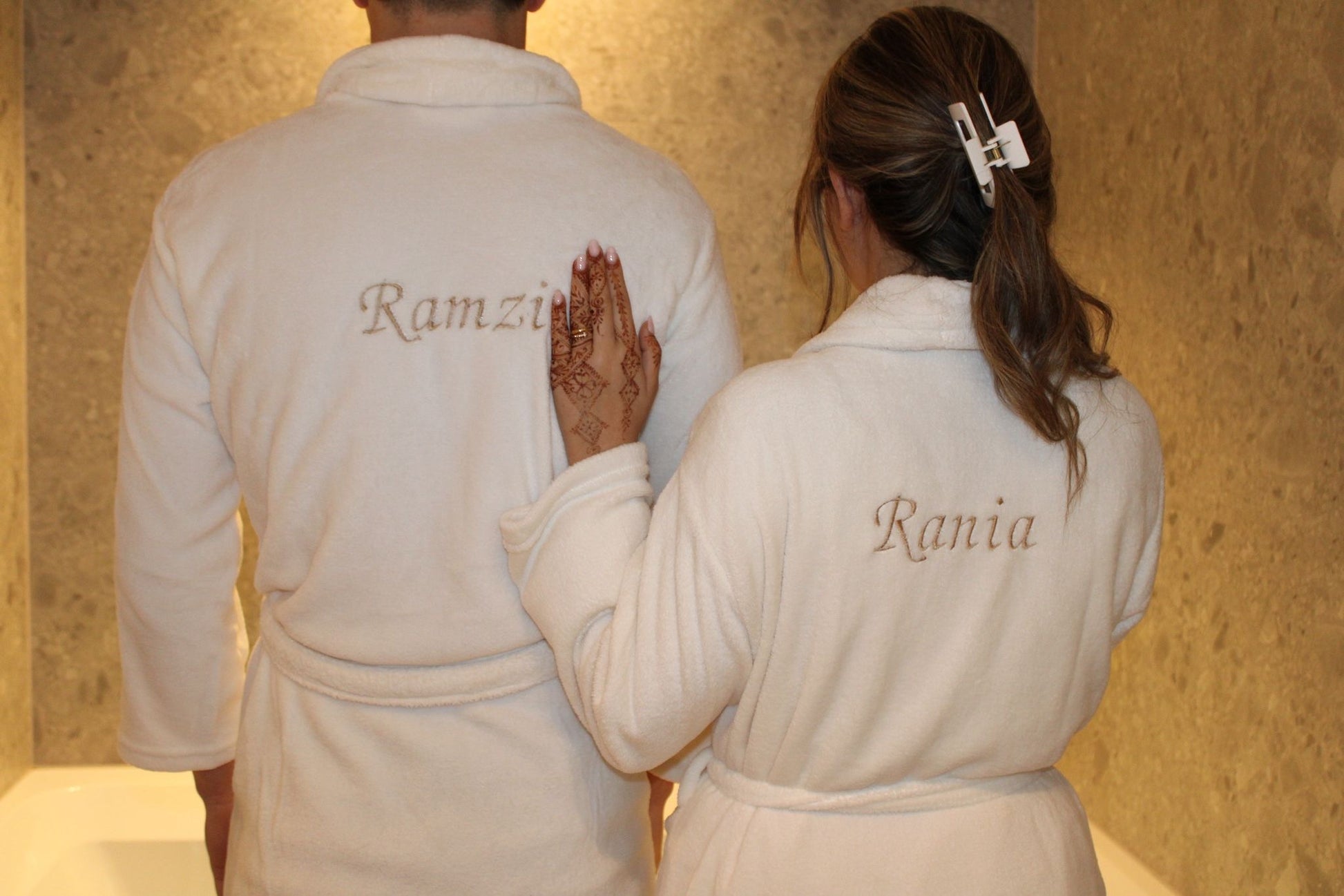 Geborduurde Badjasset - HADIYAA