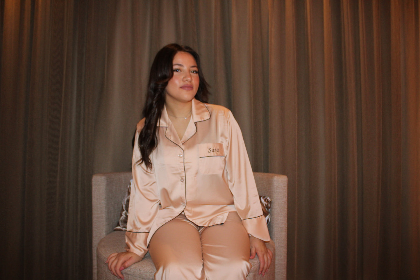 Gepersonaliseerde Satijnen Pyjama - Champagne - HADIYAA