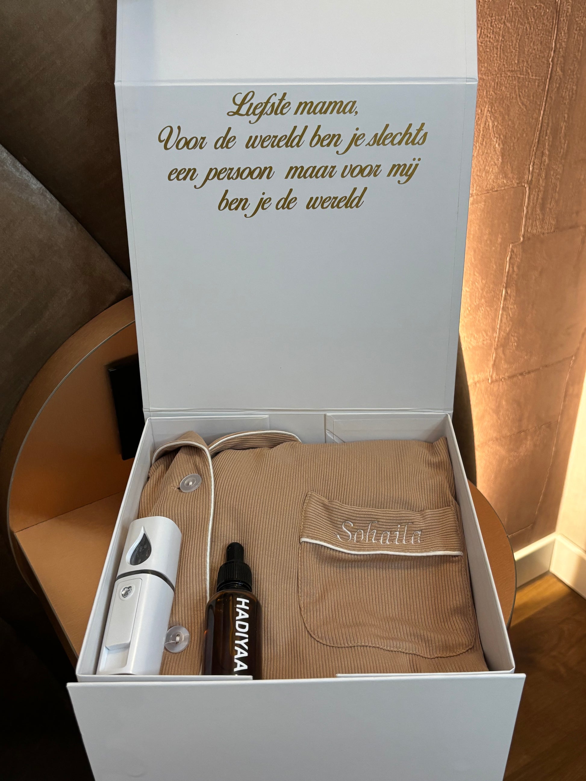 Geschenkset Pyjama + Diffuser - HADIYAA