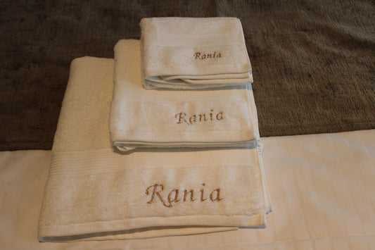 Geborduurde Handdoek - Wit - HADIYAA