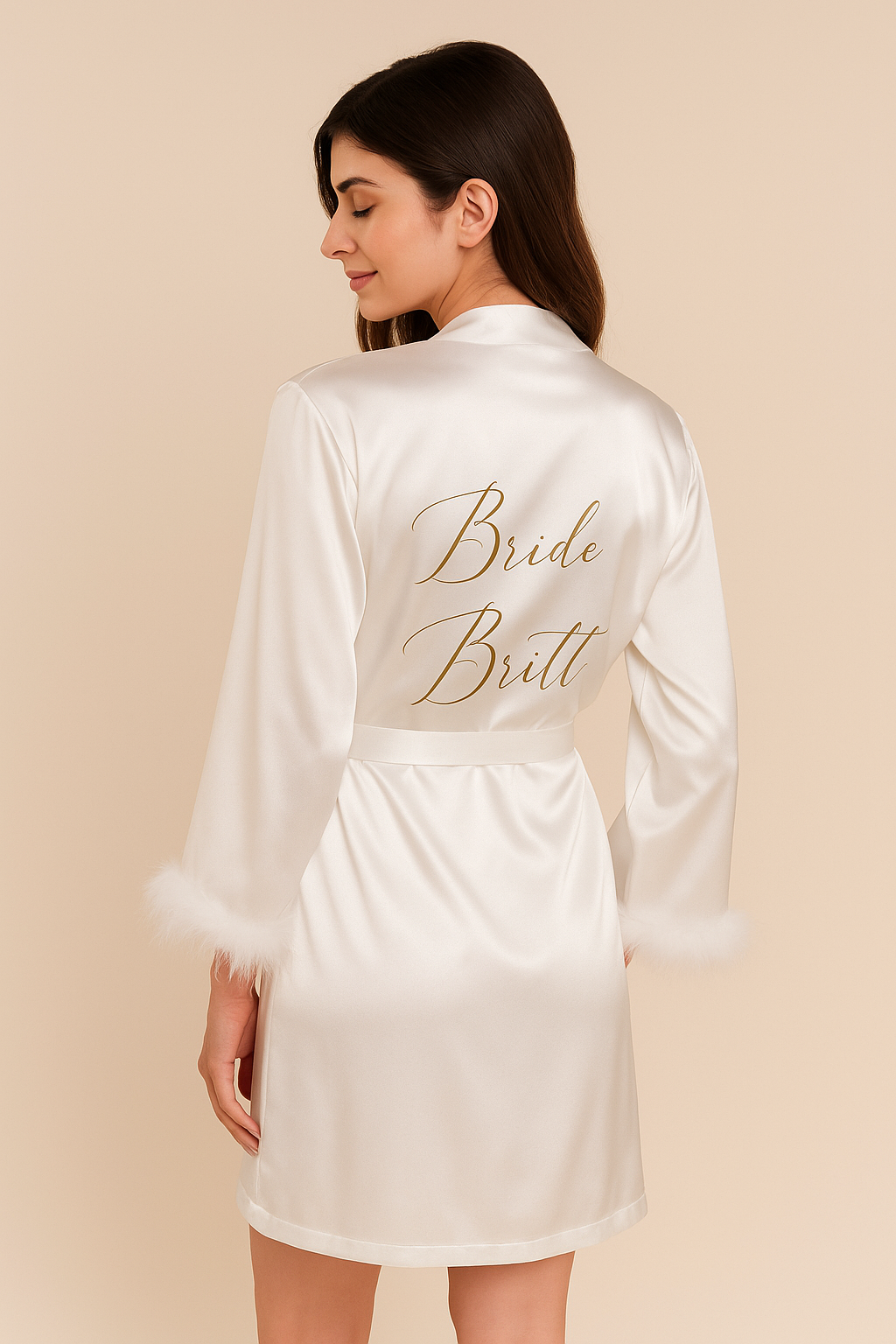 Gepersonaliseerde Korte Satijnen Kimono Set Met Veren - HADIYAA