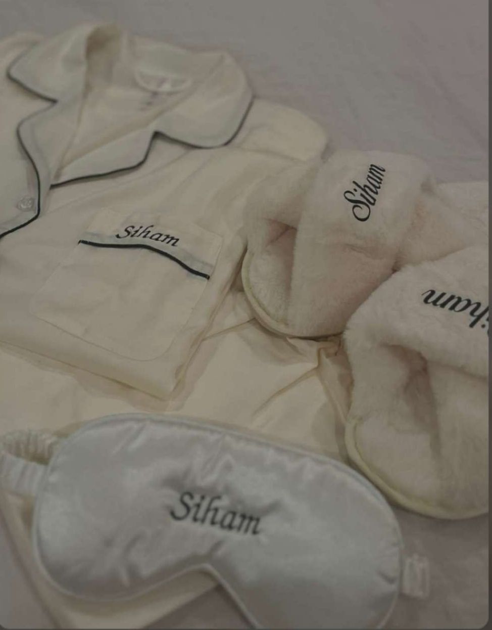 Geborduurde Pyjama Giftset - HADIYAA