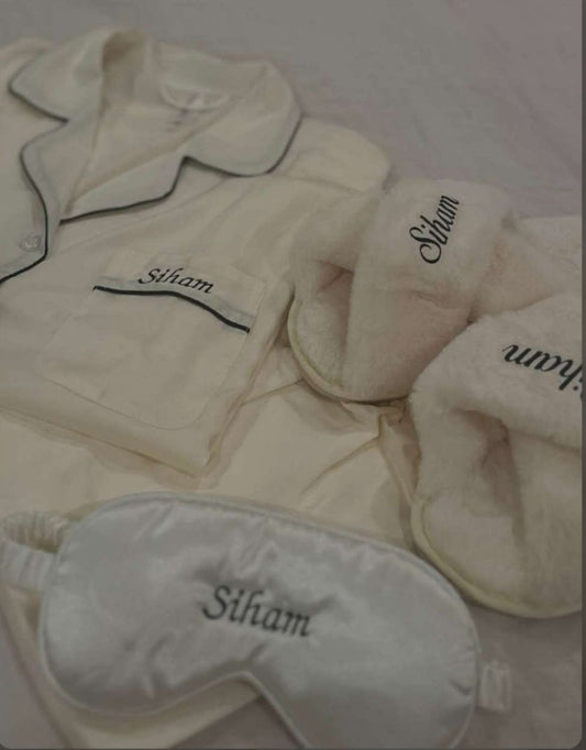 Geborduurde Pyjama Giftset - HADIYAA