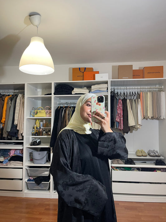 Abaya Malak (Kimono + Onderjurk) - Zwart - HADIYAA