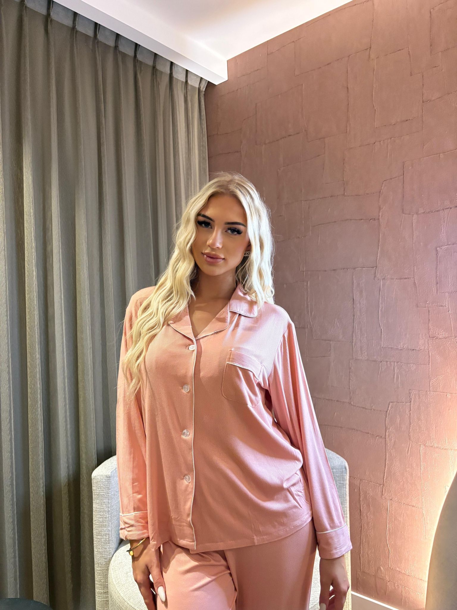 Gepersonaliseerde Luxe Zachte Modal Pyjama - Roos - HADIYAA