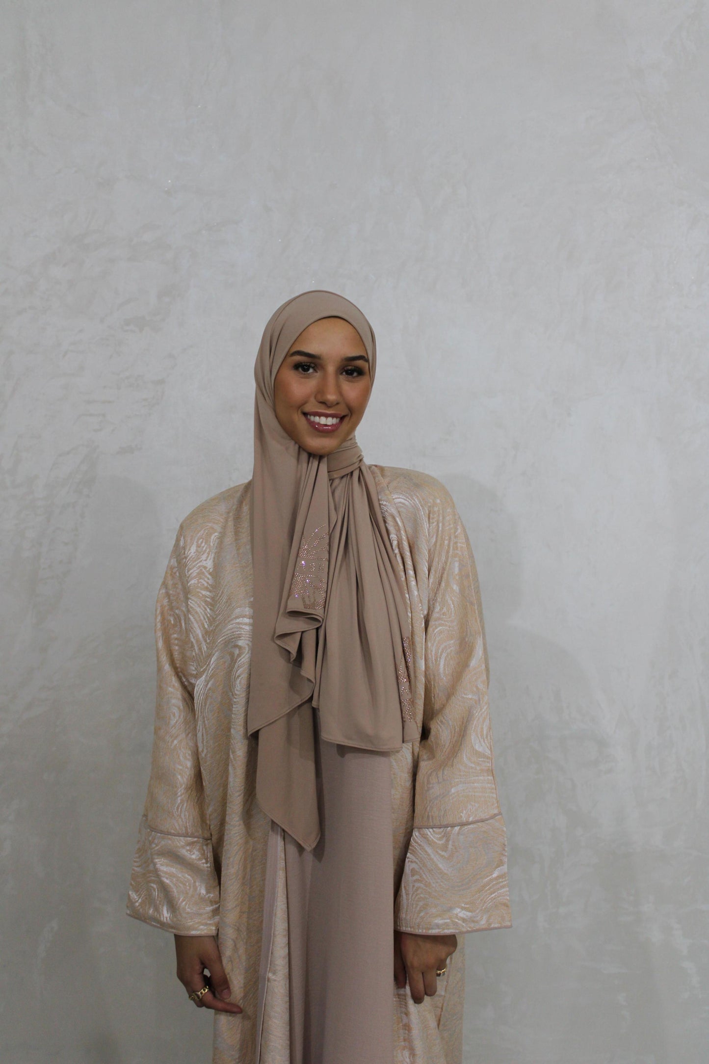 Abaya Kimono et Robe Nuisette Beige