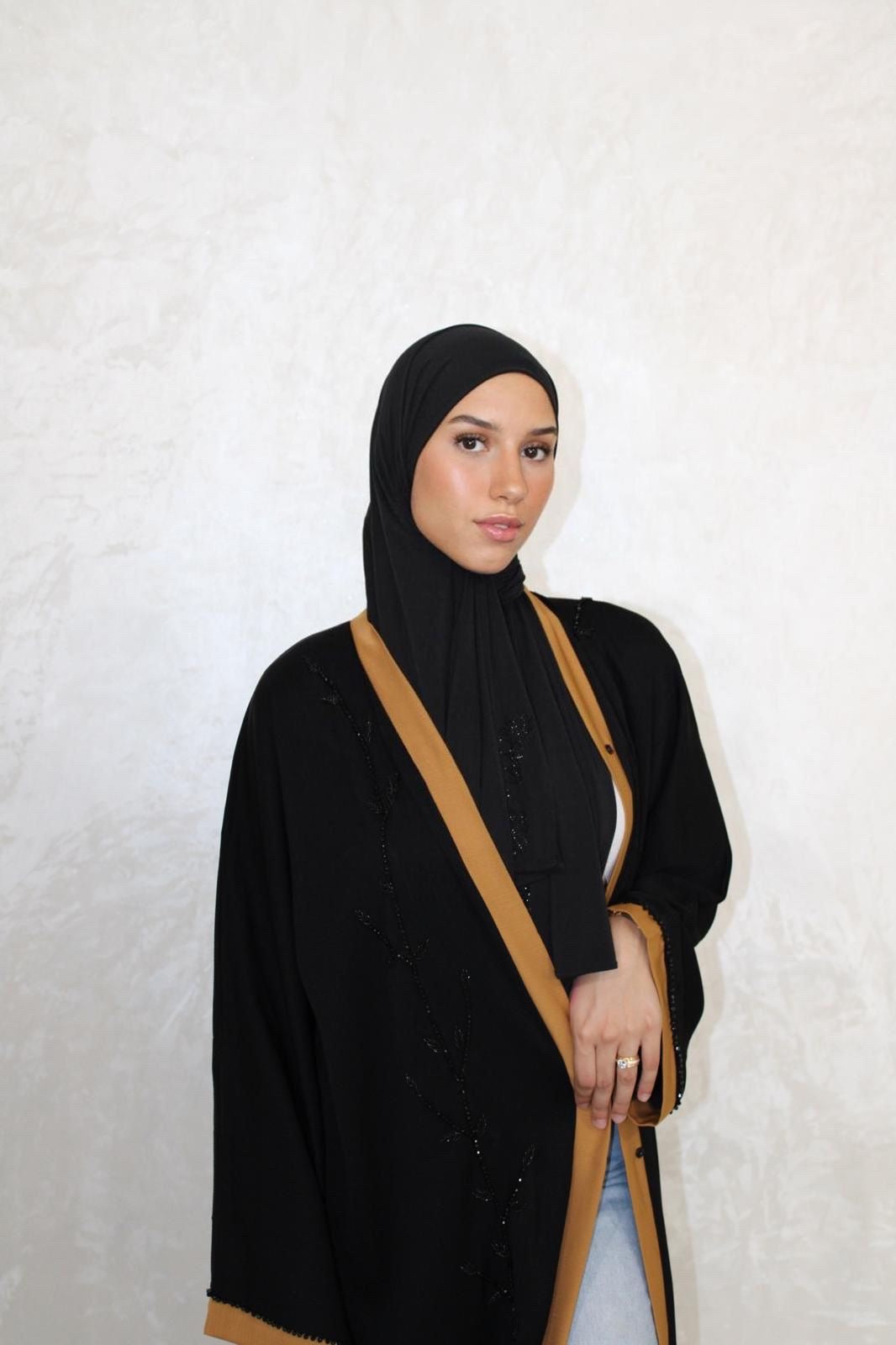 Abaya Iman Black (With Buttons)