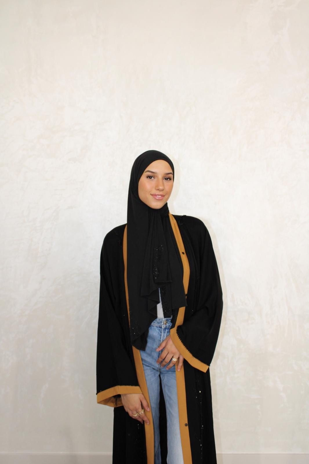 Abaya Iman Black (With Buttons)