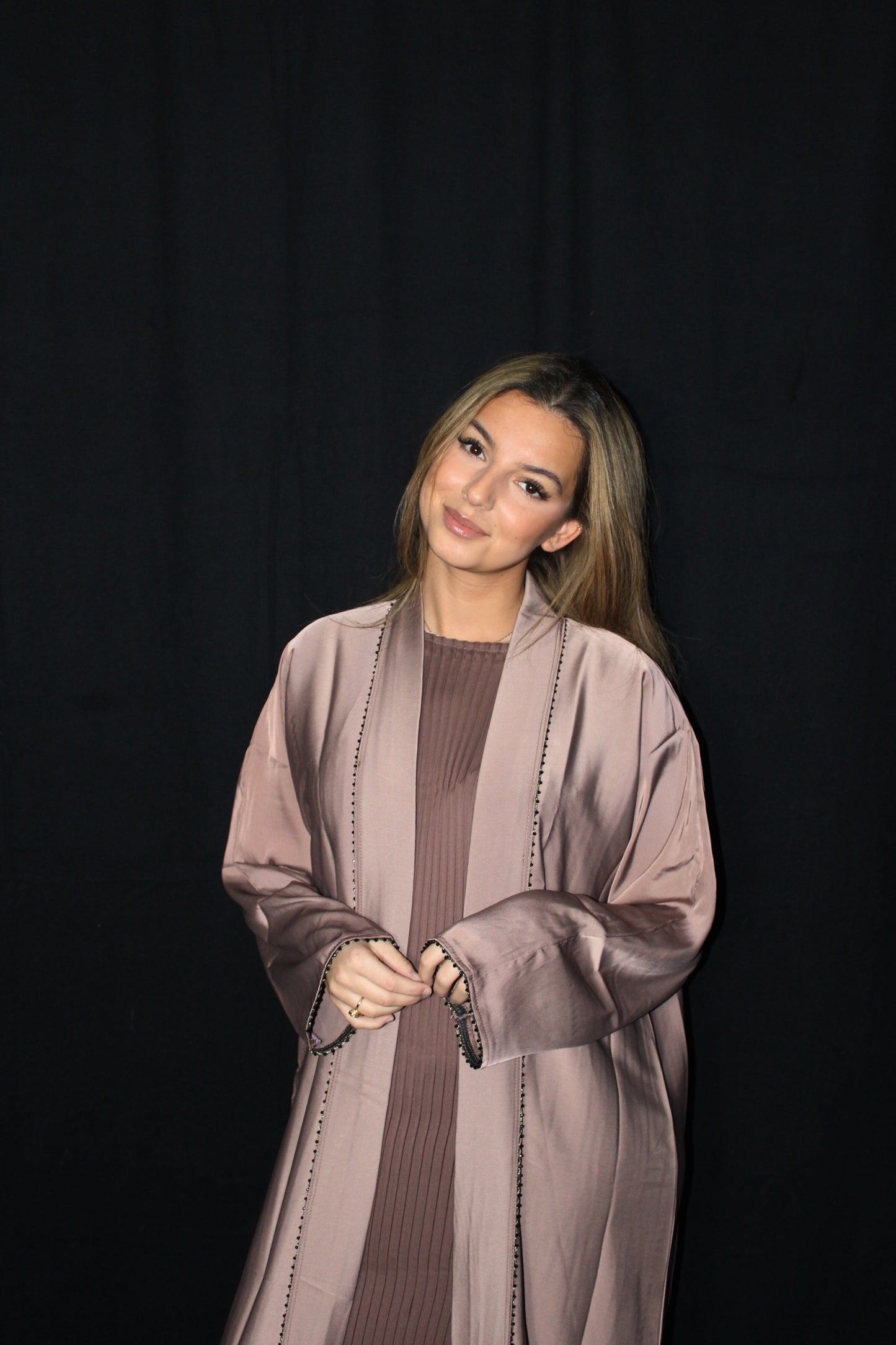 Abaya Beige (Kimono + Onderjurk)